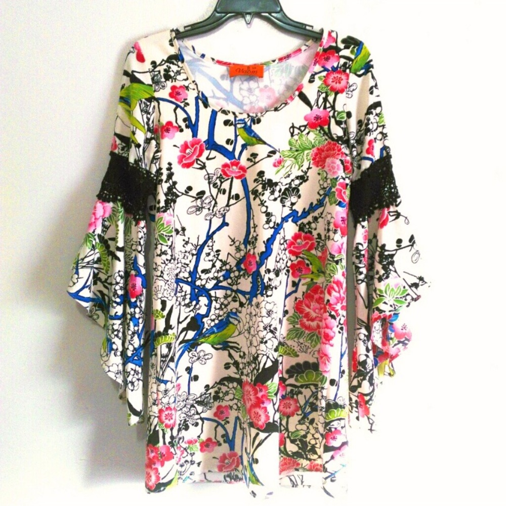 Voom by Joy Han Women’s Floral Bell Sleeve Short Dress